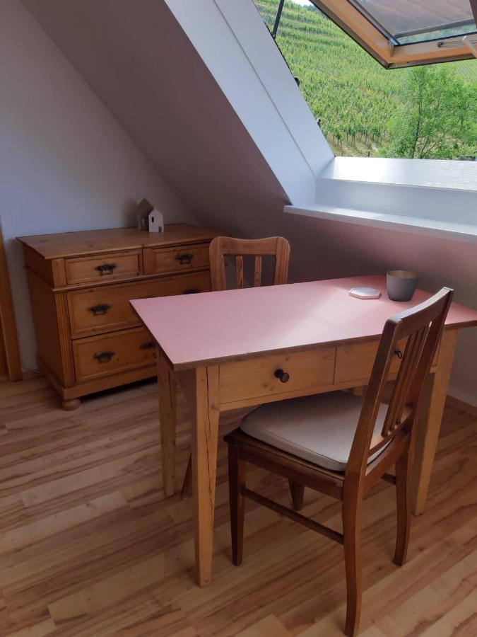 Giebelzimmer Mit Weinbergblick Stetten  Dış mekan fotoğraf