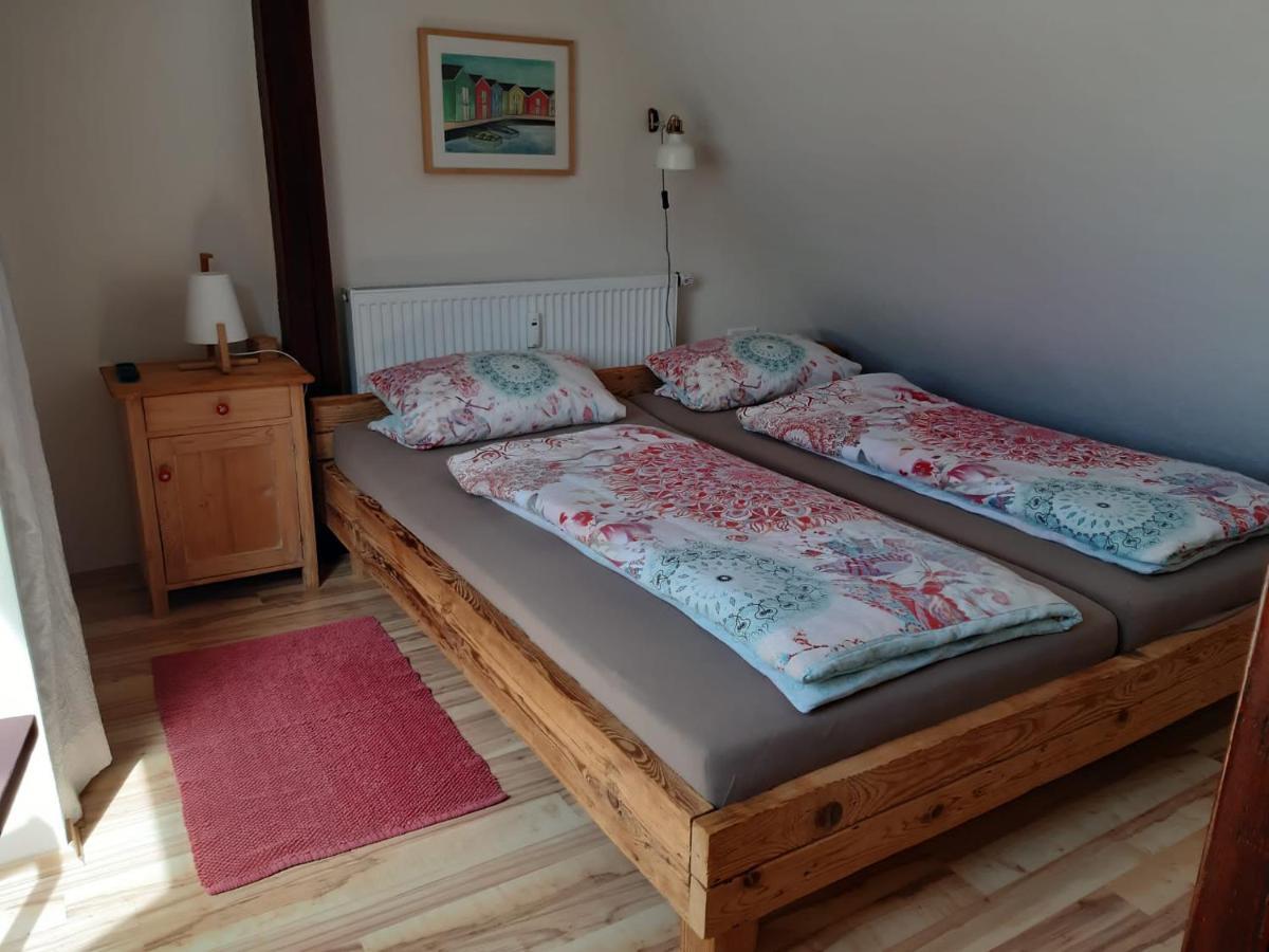 Giebelzimmer Mit Weinbergblick Stetten  Dış mekan fotoğraf